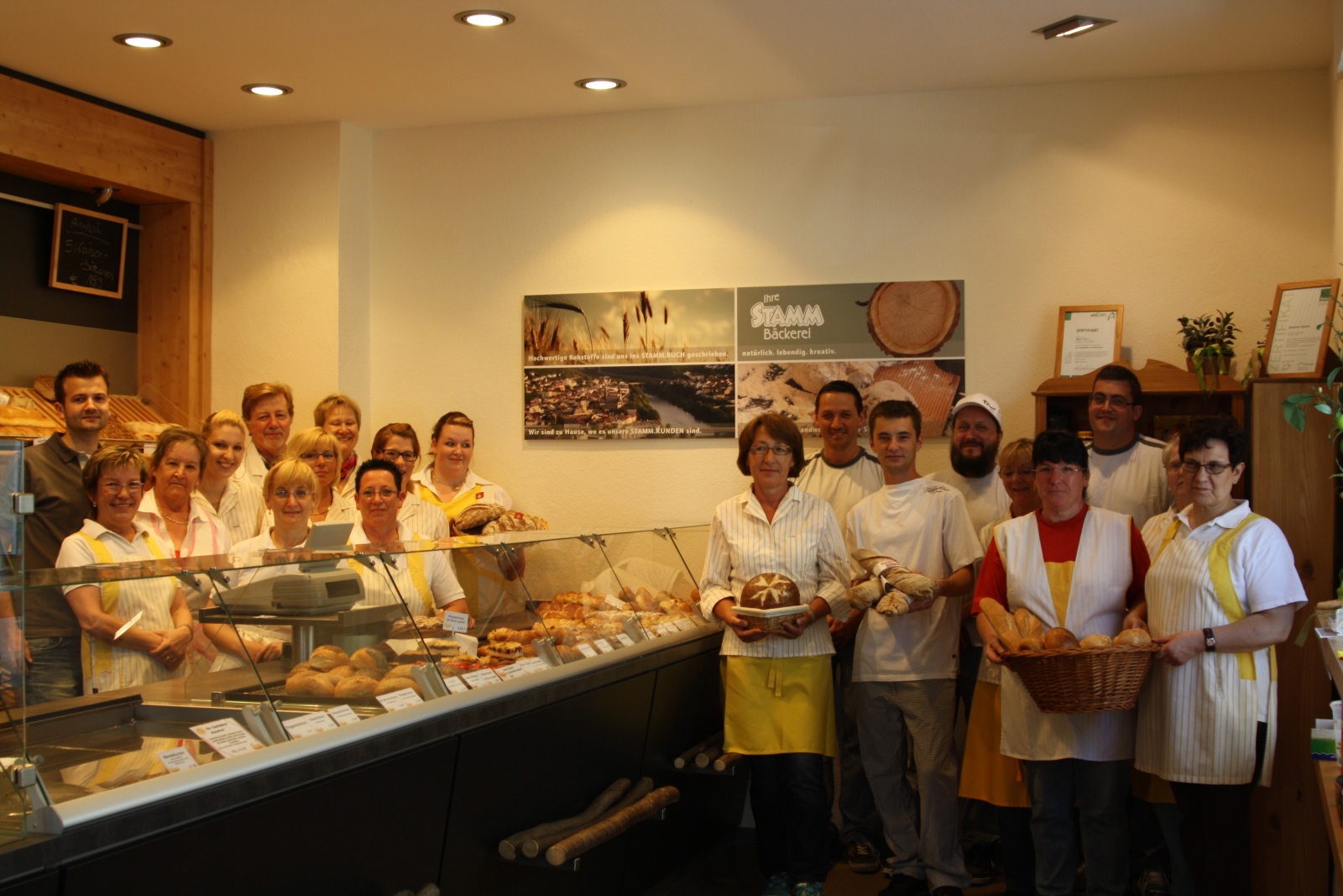 Teamfoto_Waldstra&szlig;e_Mit CI